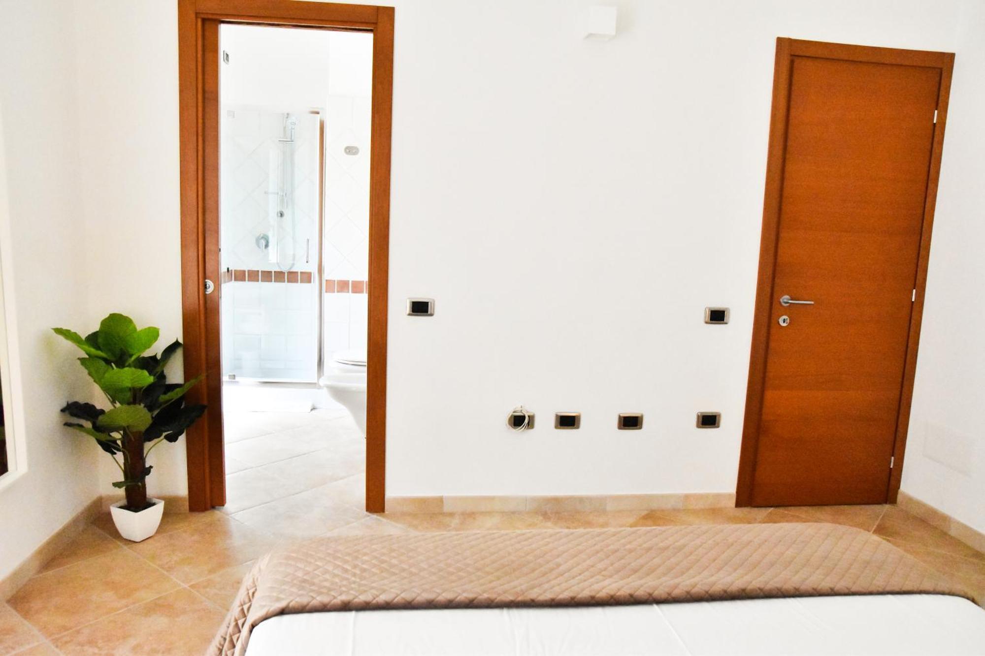 Sunshine Apartment - Appartamento Vicino Al Mare, Cagliari, Sardinia ภายนอก รูปภาพ